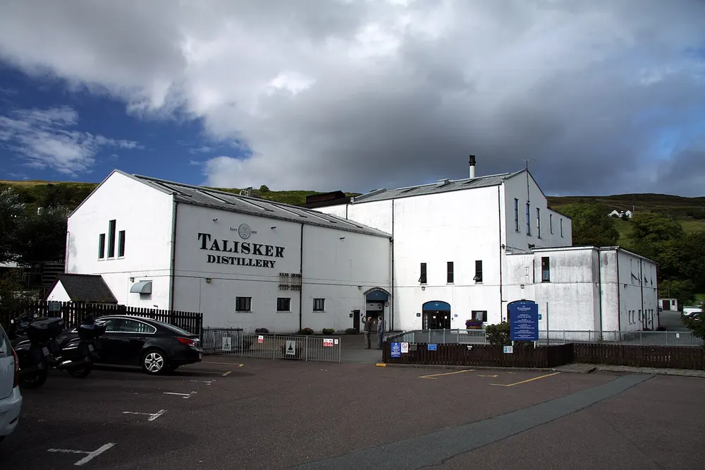 Talisker distillery, the local landmark of IV47